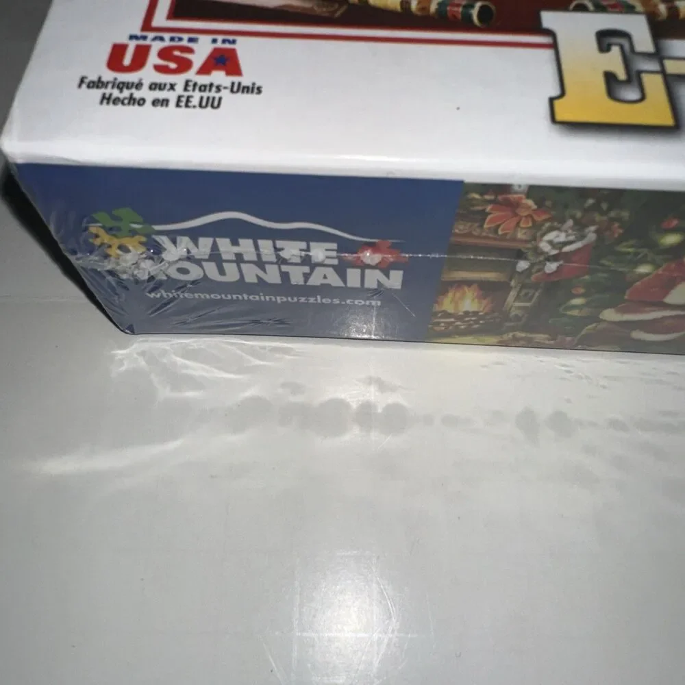Santa's List White Mountain Puzzles 300 Piece Jigsaw Puzzle Complete 18x24